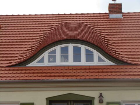 Fledermausgaube mit Biberschwanzziegel-Eindeckung – Referenz 31