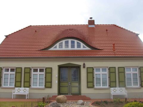 Fledermausgaube mit Biberschwanzziegel-Eindeckung – Referenz 10