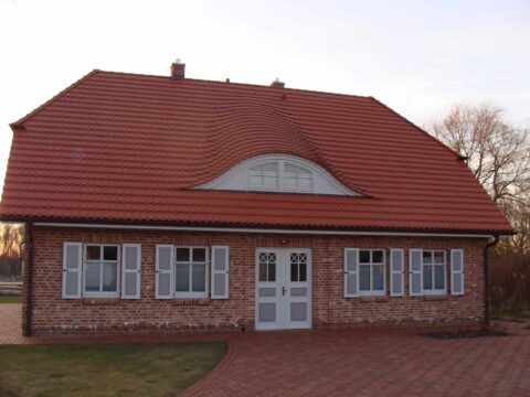 Fledermausgaube mit Biberschwanzziegel-Eindeckung – Referenz 17