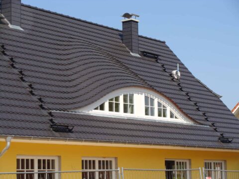 Fledermausgaube mit Biberschwanzziegel-Eindeckung – Referenz 30